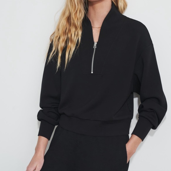Varley Tops - Verley davidson sweatshirt XL